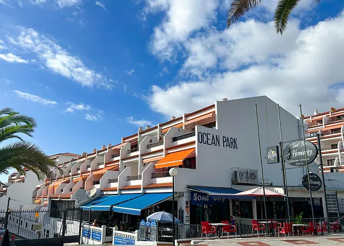 In Ocean Park, Costa Adeje, Tenerife * Адехе