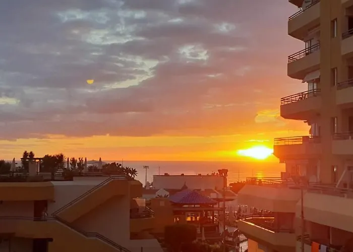 In Ocean Park, Costa Adeje, Tenerife * Costa Adeje (Tenerife)